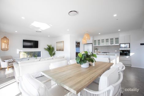 Property photo of 33 Currawong Drive Calala NSW 2340