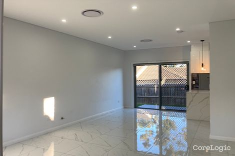 2/43 Winbourne St, West Ryde, NSW 2114