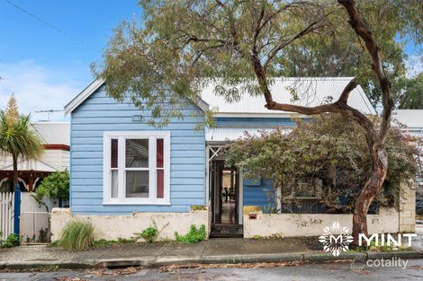 11 White St, North Fremantle, WA 6159