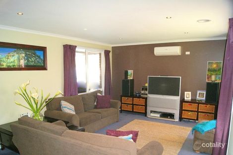 Property photo of 33 Garnet Close Narre Warren VIC 3805