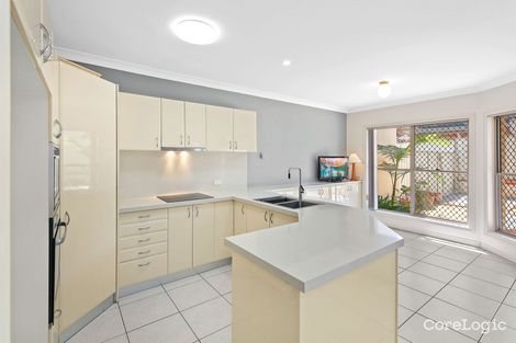Property photo of 2/853 Henry Lawson Drive Picnic Point NSW 2213