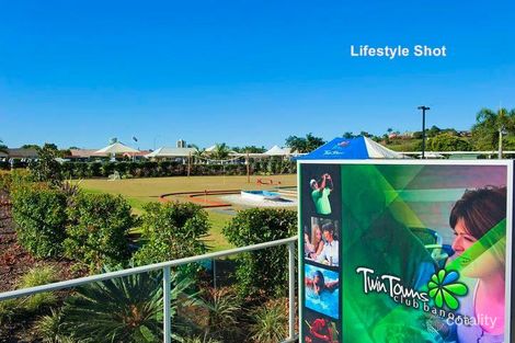2/1 Flametree Tce, Banora Point, NSW 2486