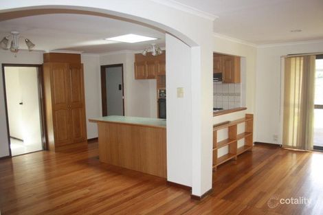 Property photo of 2 Fifer Rise Bundoora VIC 3083