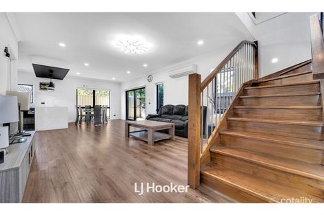 Property photo of 2/4 Andrew Street Hampton Park VIC 3976