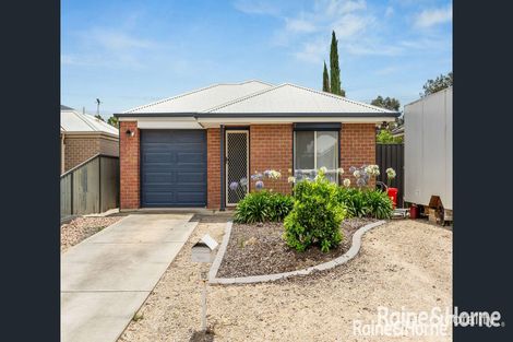 Property photo of 10 Thespian Court Murray Bridge SA 5253