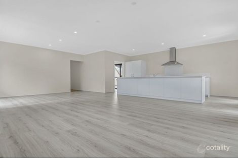 Property photo of 5 Lee Way Thornlie WA 6108