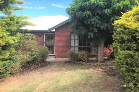Property photo of 2 Bronhill Court Golden Grove SA 5125