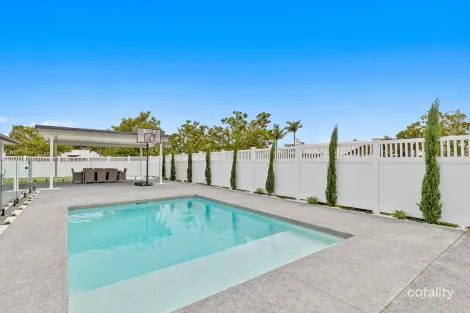 28 Zeus Cct, Coomera, QLD 4209