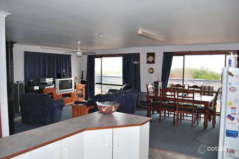 Property photo of 490 Dutton Way Dutton Way VIC 3305