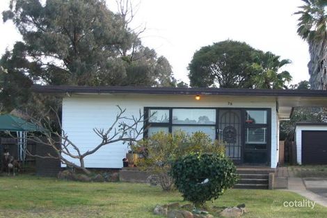 28 Halmahera Cres, Lethbridge Park, NSW 2770