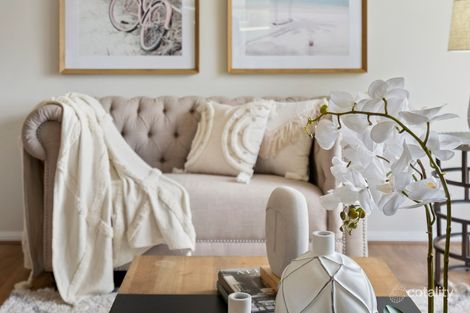 Property photo of 6 Moffatt Place Edens Landing QLD 4207