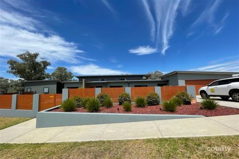 Property photo of 61 Hargreaves Close Lacmalac NSW 2720