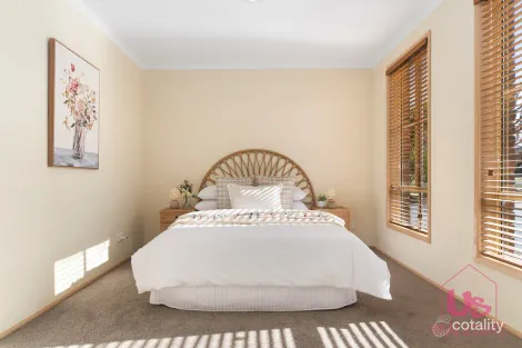 Property photo of 19 Avendon Court Narre Warren South VIC 3805