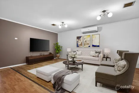 Property photo of 32 Sharpe Court Berwick VIC 3806