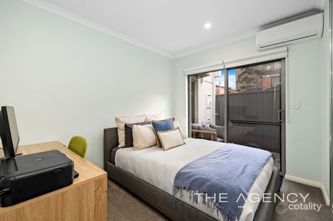 4/32 Pollard St, Glendalough, WA 6016