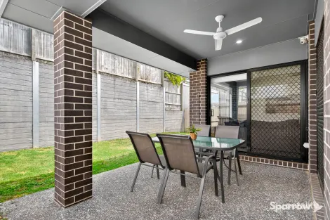 Property photo of 5 Heron Lane Bahrs Scrub QLD 4207