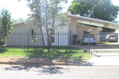 92 Staunton St, Tennant Creek, NT 0860