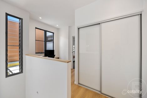 Property photo of 18/19 Riviera Place Mountain Creek QLD 4557