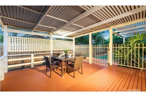 Property photo of 122 Fraser Crescent Wantirna South VIC 3152
