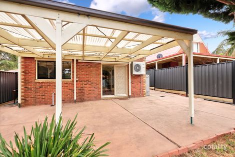 Property photo of 8 Haite Place Roxburgh Park VIC 3064