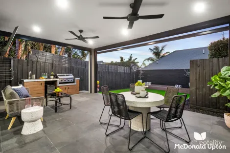 Property photo of 129 Bradshaw Street Essendon VIC 3040