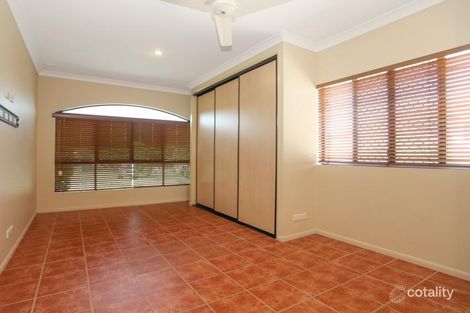 Property photo of 9 Hillcrest Street Eimeo QLD 4740