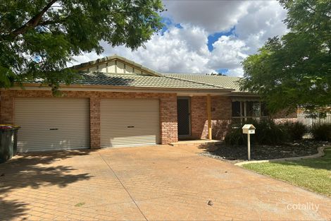 Property photo of 28 Wahroonga Drive Hillvue NSW 2340
