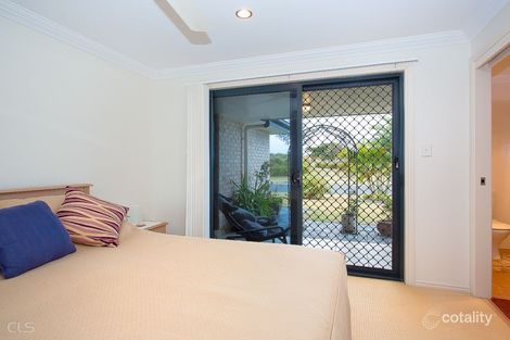 19-21 Reeders St, Sandstone Point, QLD 4511