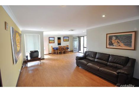 Property photo of 27 McCombe Avenue Samson WA 6163