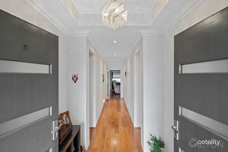 Property photo of 28 Solandri Turn Halls Head WA 6210