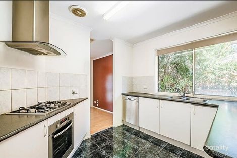 Property photo of 10 Slessor Avenue Lynbrook VIC 3975