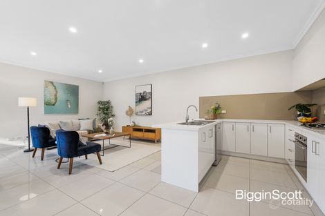 Property photo of 1 Sara Drive Wheelers Hill VIC 3150