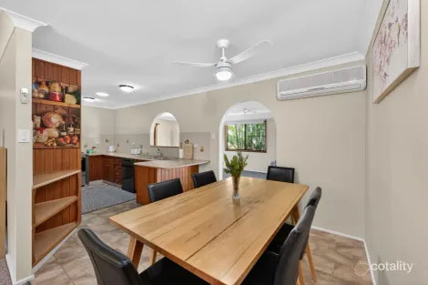 Property photo of 10 Jubilee Parade Berkeley Vale NSW 2261