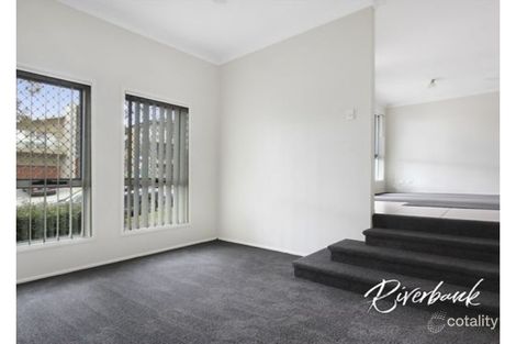 Property photo of 19 Watkin Tench Parade Pemulwuy NSW 2145