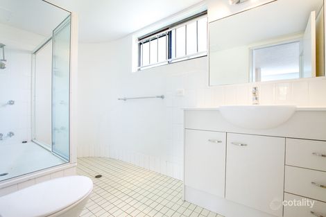 Property photo of 2/2 Bright Street Kangaroo Point QLD 4169