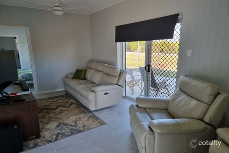 Property photo of 35 Queens Road Bowen QLD 4805