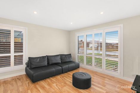 Property photo of 33 Starcevich Crescent Jacka ACT 2914