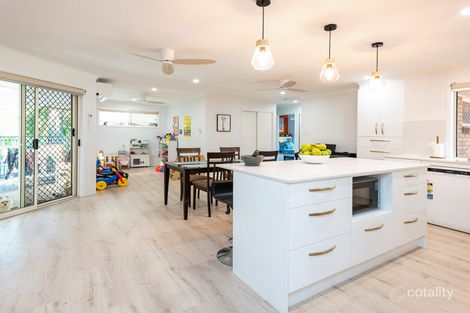 1 Morane Ct, Pacific Pines, QLD 4211