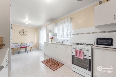 Property photo of 5 Chestnut Close Mount Gambier SA 5290