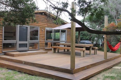 Property photo of 77 Beach Parade Sandy Point VIC 3959