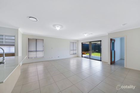 Property photo of 5 Starke Street Spring Farm NSW 2570