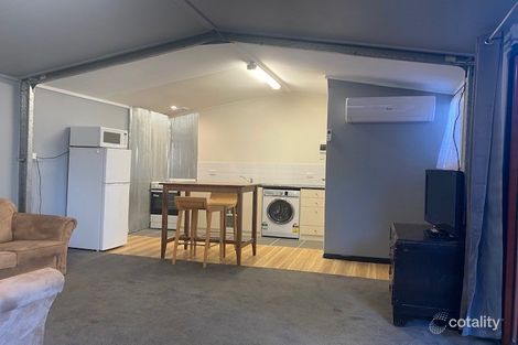 Property photo of 41 Carbeena Parade Heidelberg West VIC 3081