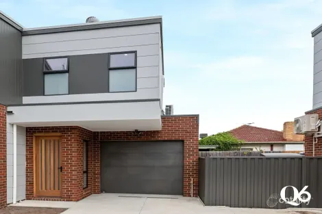 2/84 Welwyn Pde, Deer Park, VIC 3023