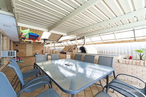 Property photo of 4 Magellan Close Waikiki WA 6169