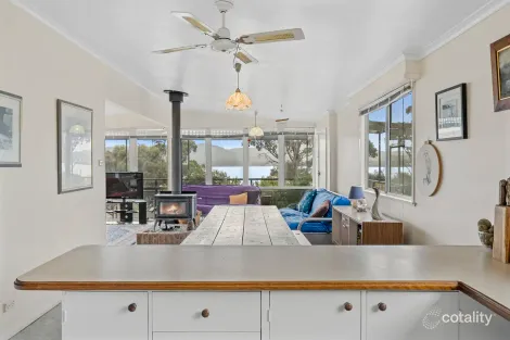 Property photo of 36 Spaulding Street White Beach TAS 7184