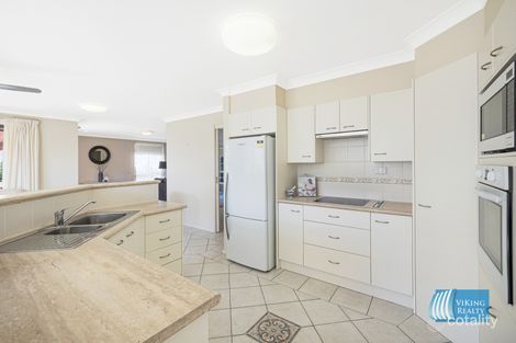 Property photo of 19 Nursery Grove Mount Hutton NSW 2290