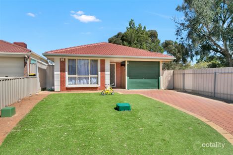 Property photo of 15 Fergusson Bowl Craigmore SA 5114