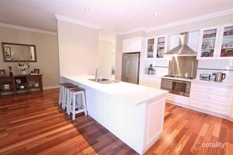 Property photo of 2 Hamersley Place Tatton NSW 2650