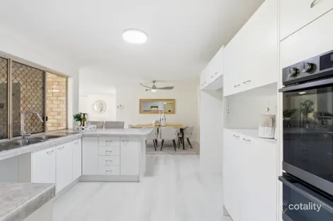 Property photo of 4 Ironbark Place Calamvale QLD 4116