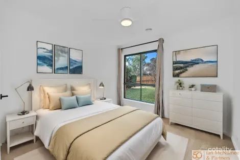 Property photo of 23 Alder Close Jerrabomberra NSW 2619